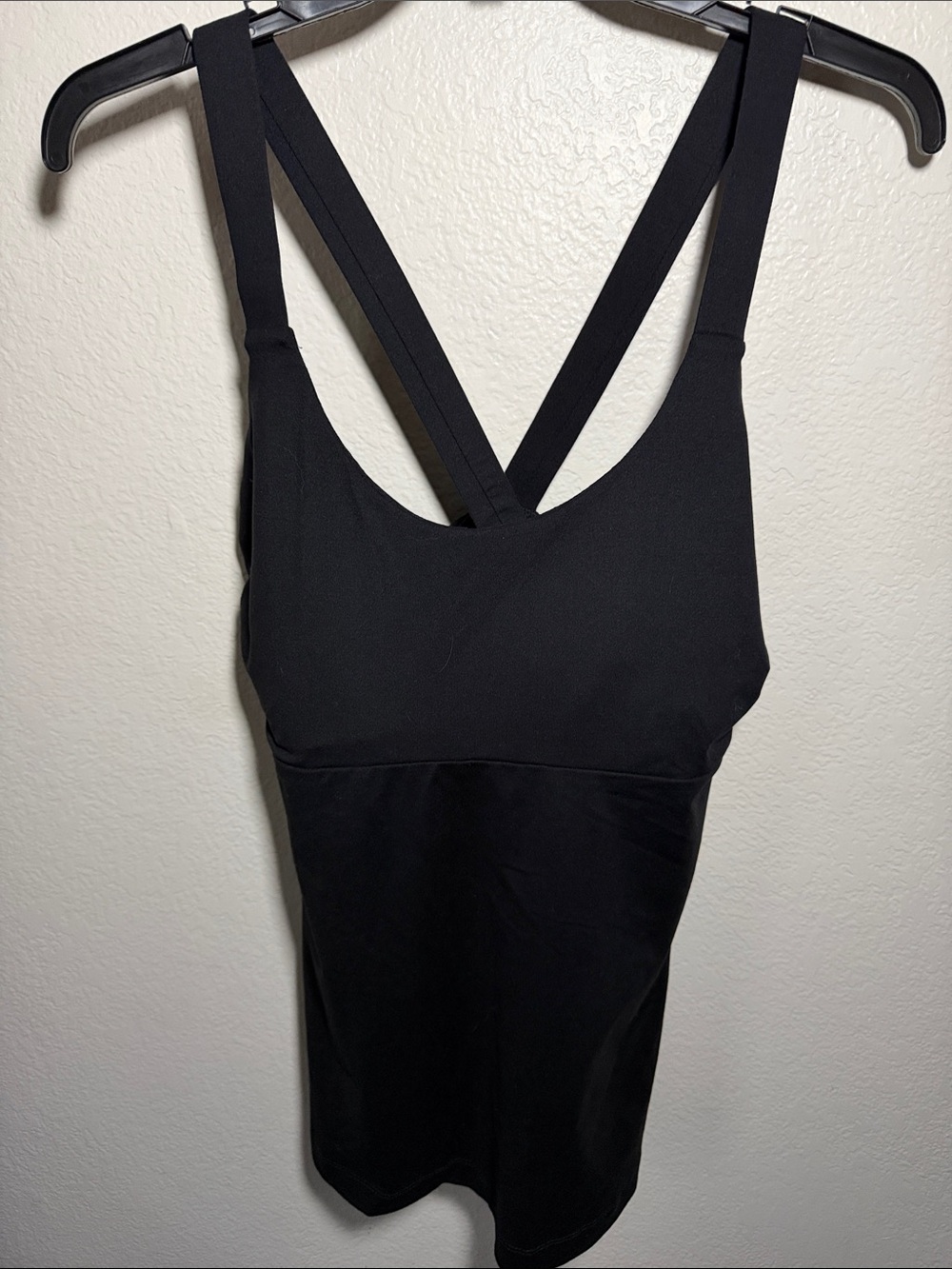 Patagonia Black Crisscross Strap Tank Top Size Large